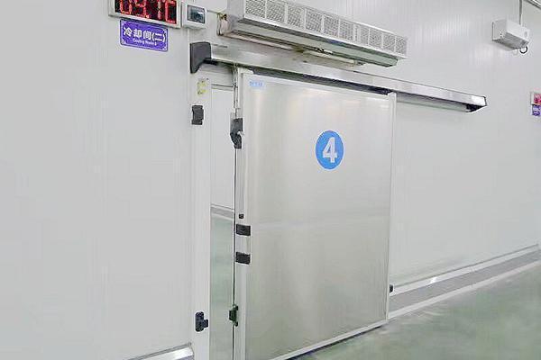 Строительство холодильной камеры для хранения медикаментов